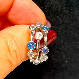 🦋💍sterling silver ladies dinner ring-bezel set